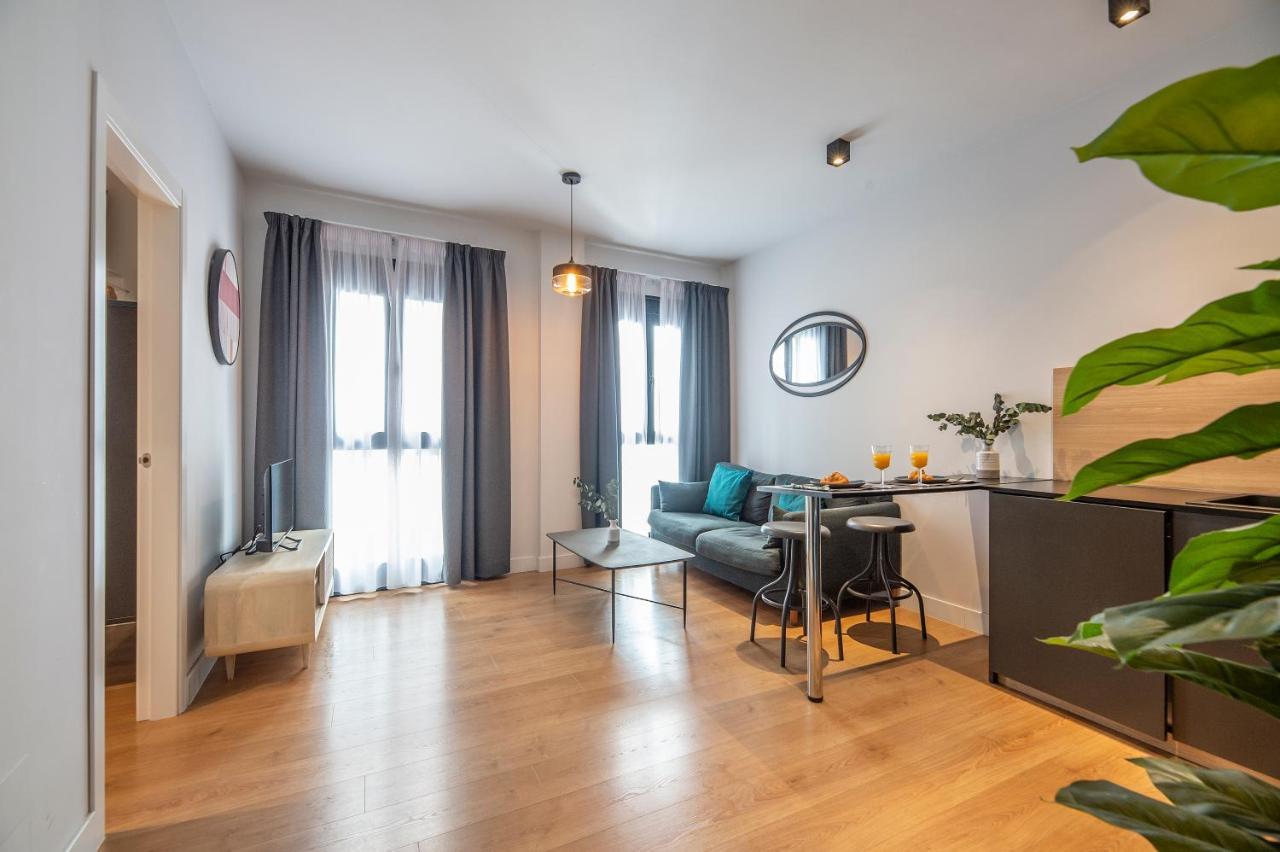 New Apartment -Shared Pool & Solarium- 1A 말라가 외부 사진