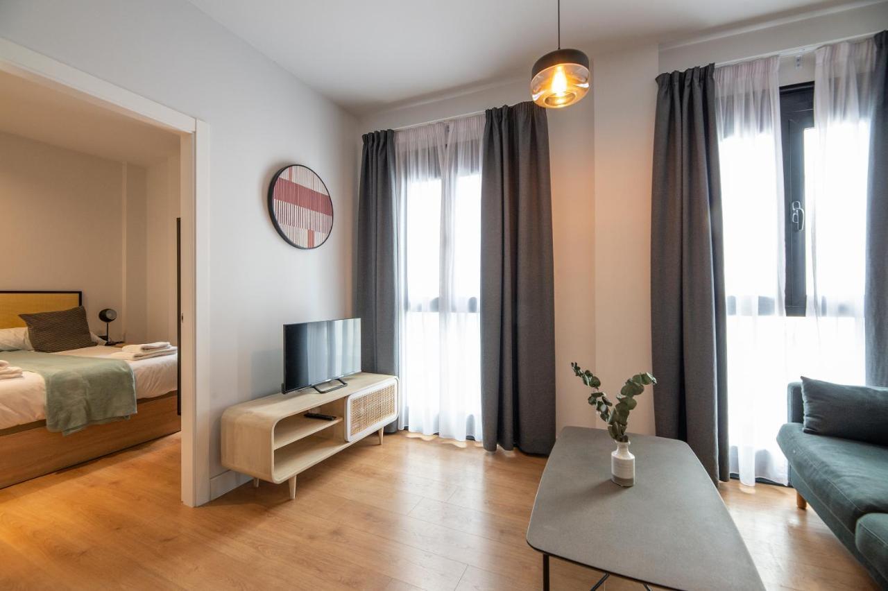 New Apartment -Shared Pool & Solarium- 1A 말라가 외부 사진